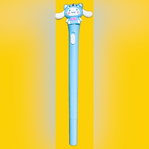 Hello Kitty ⭐️ Friend Cinnamonroll Keychain Flashing Pen Gift New - Picture 6 of 7
